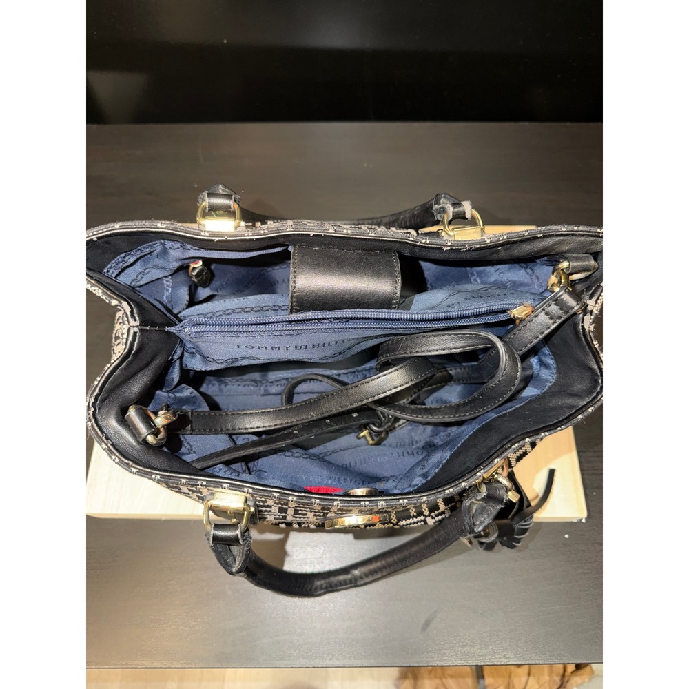 Tommy Hilfiger Tote Bag Black White Monogram Canvas Leather Straps - Picture 13 of 14
